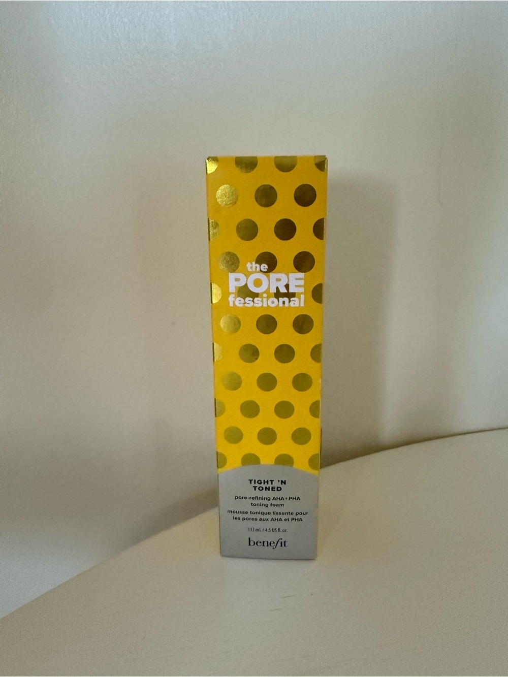 Benefit POREfessional Tight 'N Toned Toner - Yellow and Gold Polka Dot Box